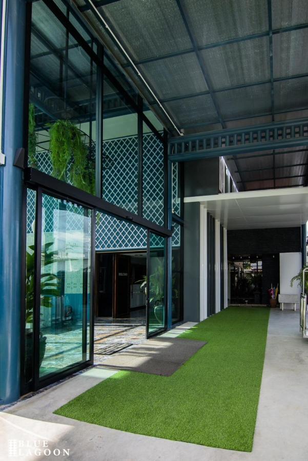 Blue Lagoon Hotel Chiang Rai Buitenkant foto